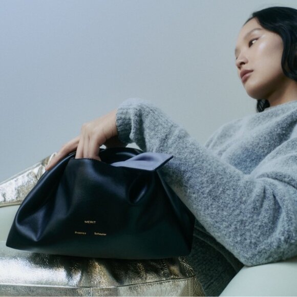 NWT Proenza Schouler x Merit reversible vegan clutch in black & sky blue - Picture 3 of 8